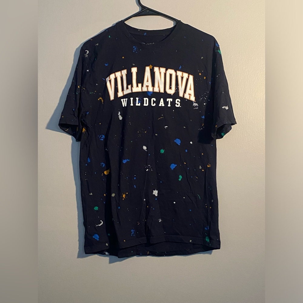 Item 12 Champion Black Villanova Wildcats Graphic Tee with Paint-Splatter